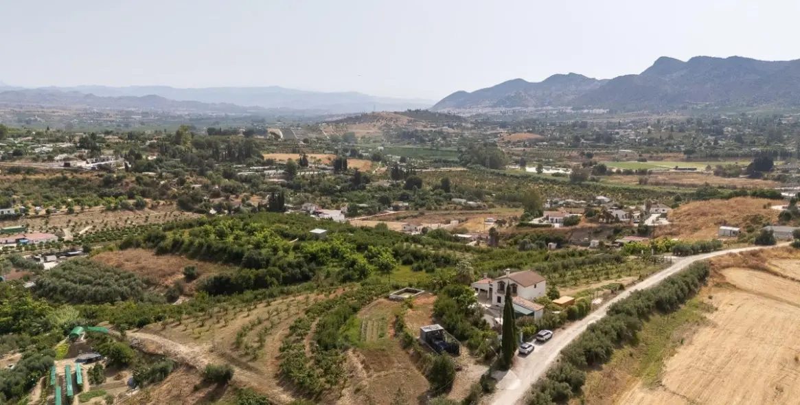 Продажа  отдельно стоящей виллы в Cártama 43