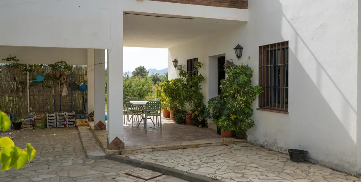 Продажа  отдельно стоящей виллы в Cártama 45