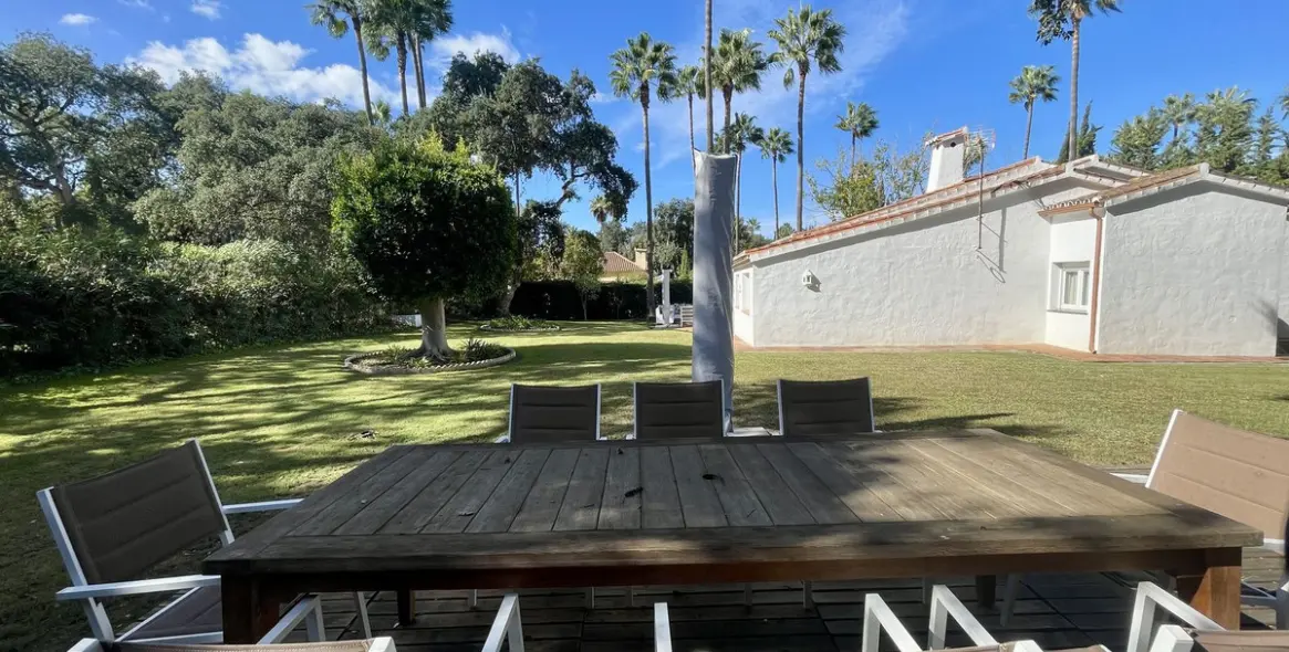 Продажа  отдельно стоящей виллы в Sotogrande 9