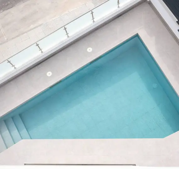 Detached villa R4851436