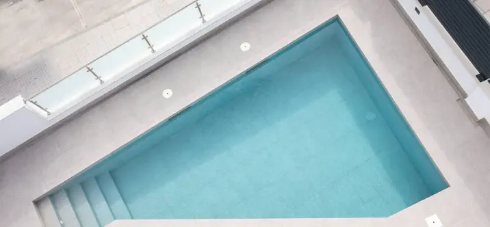 Detached villa R4851436 3