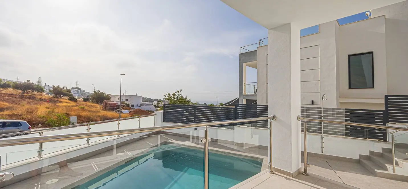 Sale of detached villa in Nerja 1