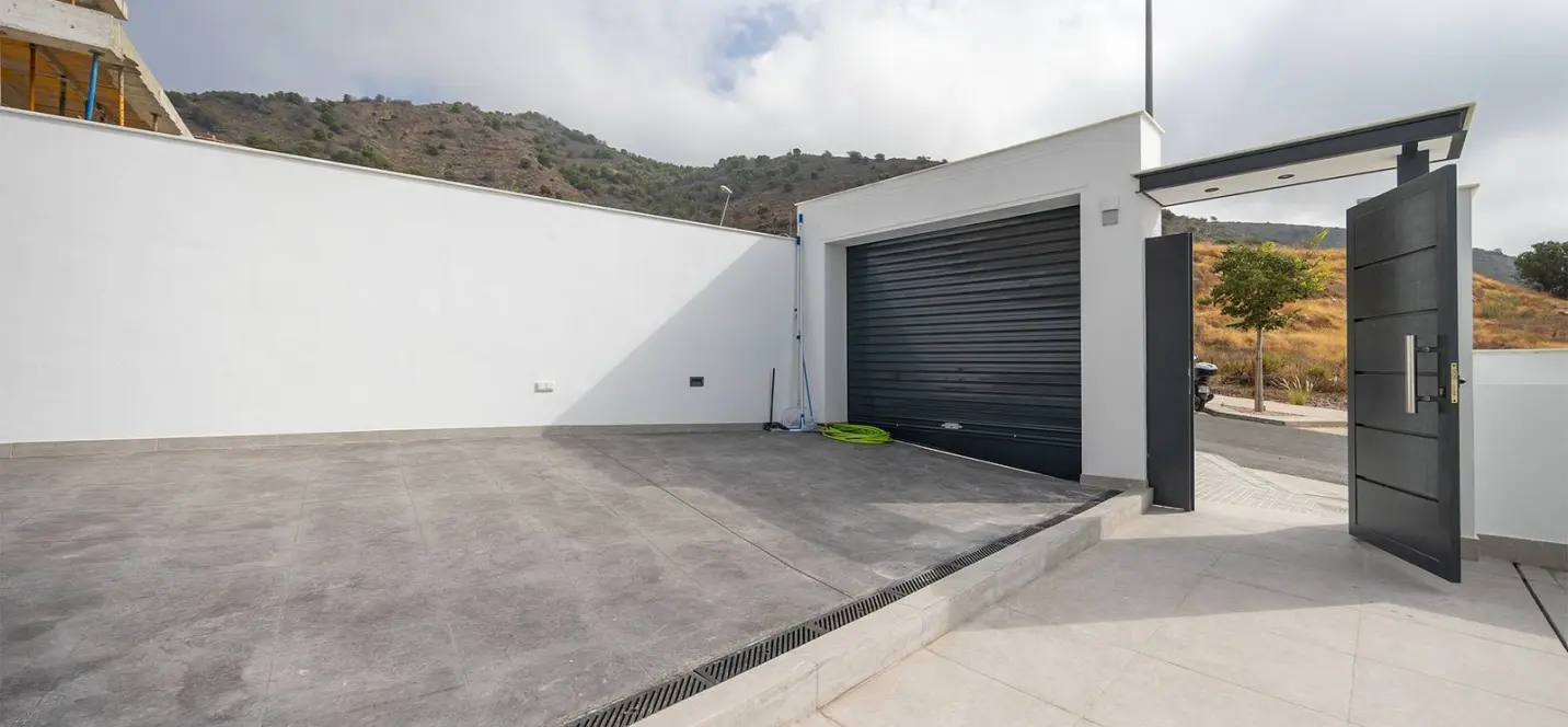 Sale of detached villa in Nerja 4