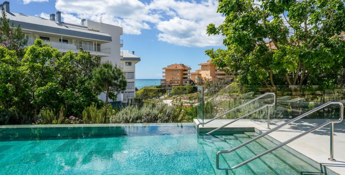 Sale of penthouse duplex in Fuengirola 23