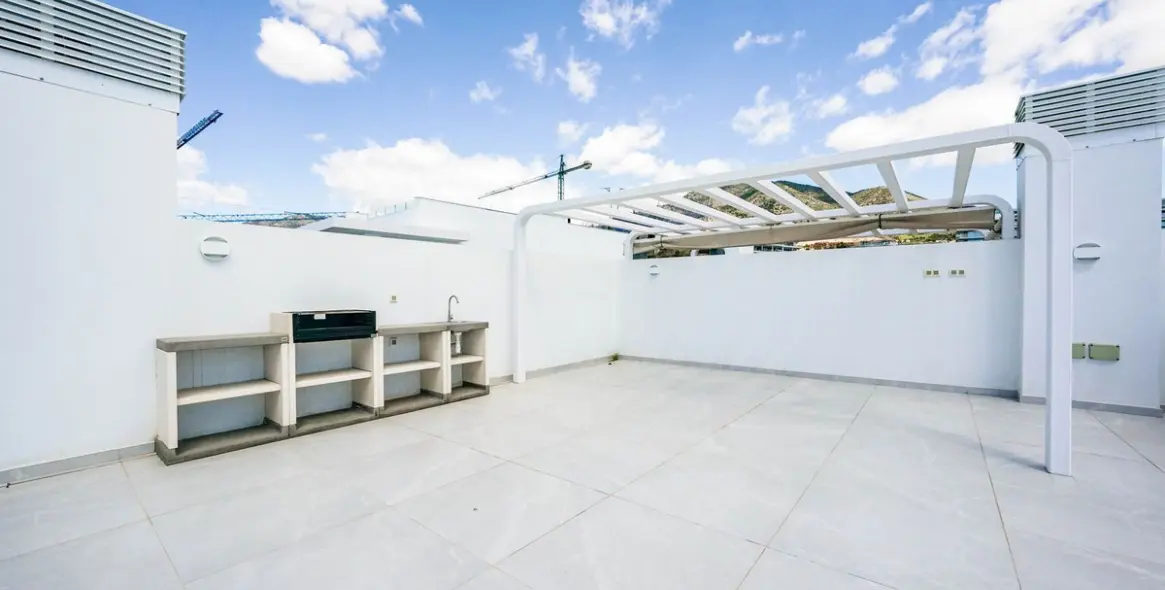 Sale of penthouse duplex in Fuengirola 26