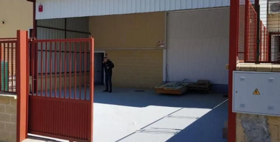 Sale of business in Monda 2