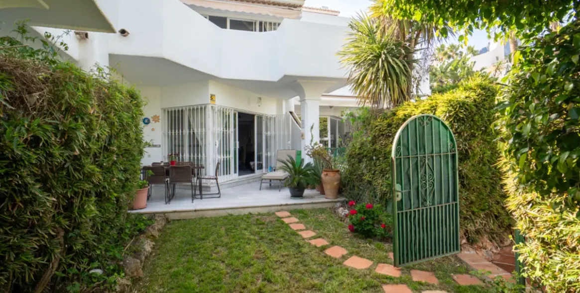 Продажа таунхауса в Marbella (район Sierra Blanca) 6