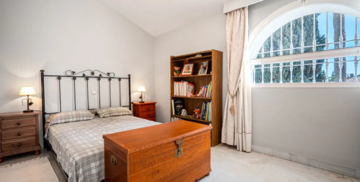 Продажа таунхауса в Sierra Blanca 15