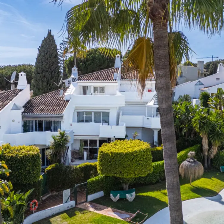 Sale of townhouse in Sierra Blanca