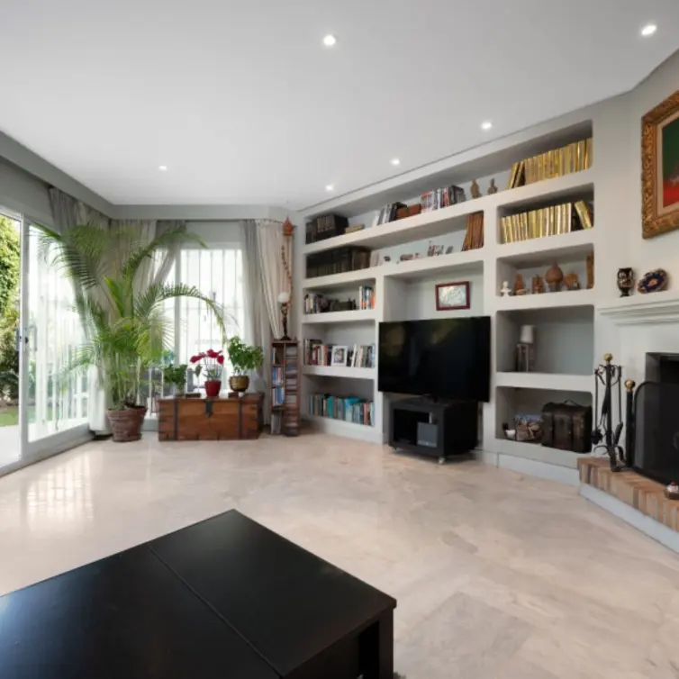 Sale of townhouse in Sierra Blanca