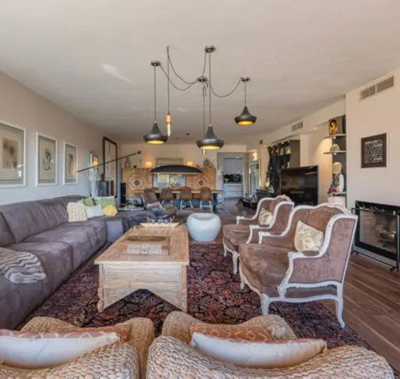 Sale of penthouse in Atalaya