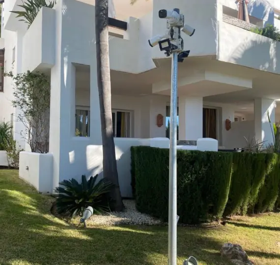 Sale of ground floor apartment in Nueva Andalucía