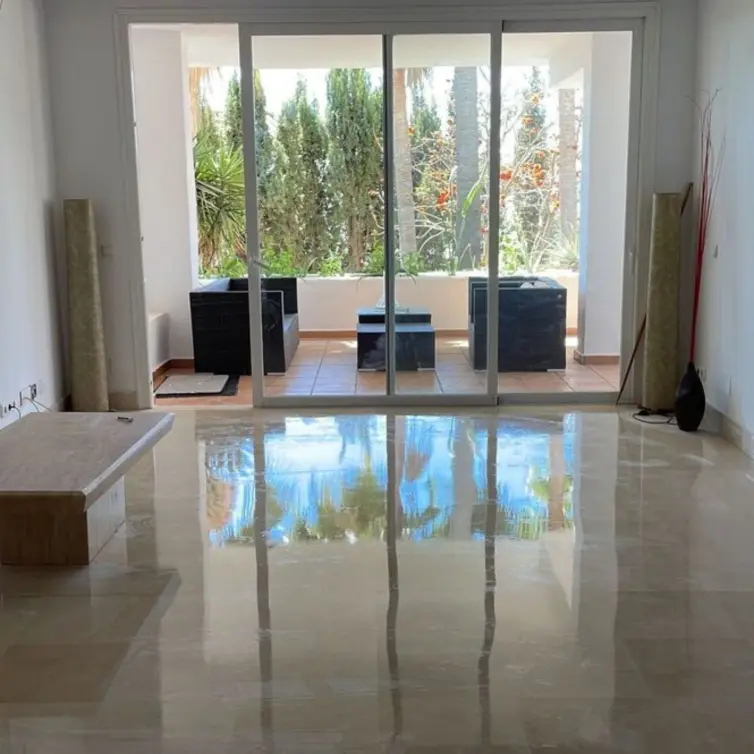 Sale of ground floor apartment in Nueva Andalucía