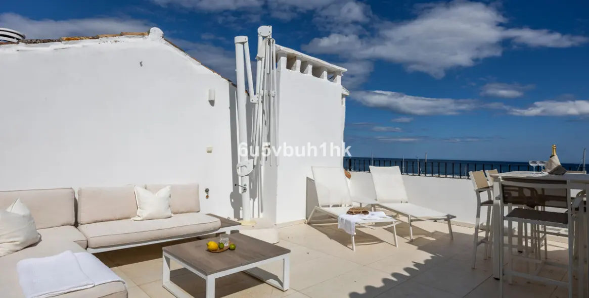 Sale of penthouse in Puerto Banús 6