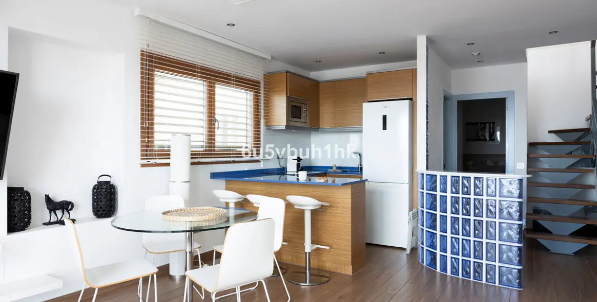 Sale of penthouse in Puerto Banús 11