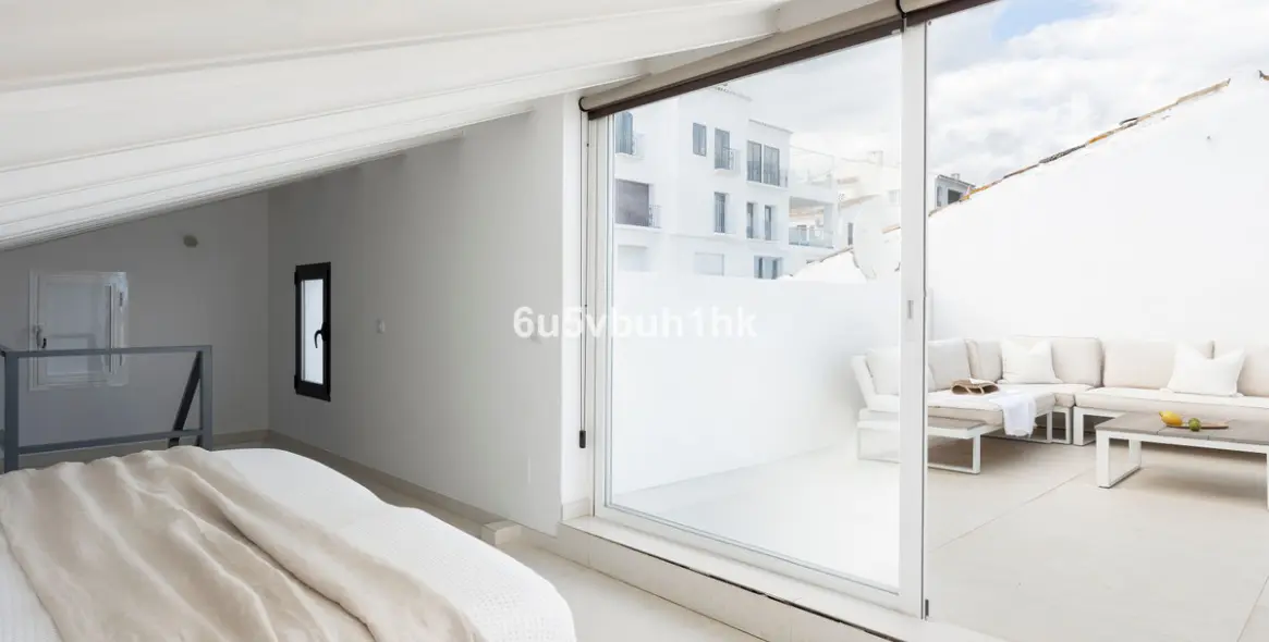 Sale of penthouse in Puerto Banús 19