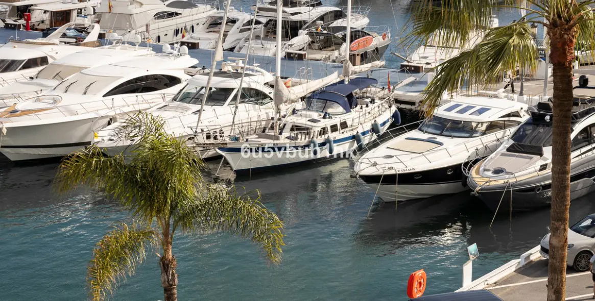 Продажа пентхауса в Puerto Banús 28