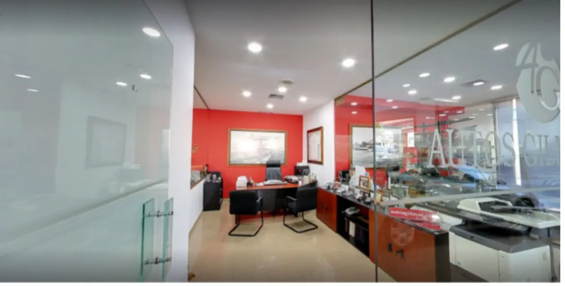 Sale of office in Marbella 1