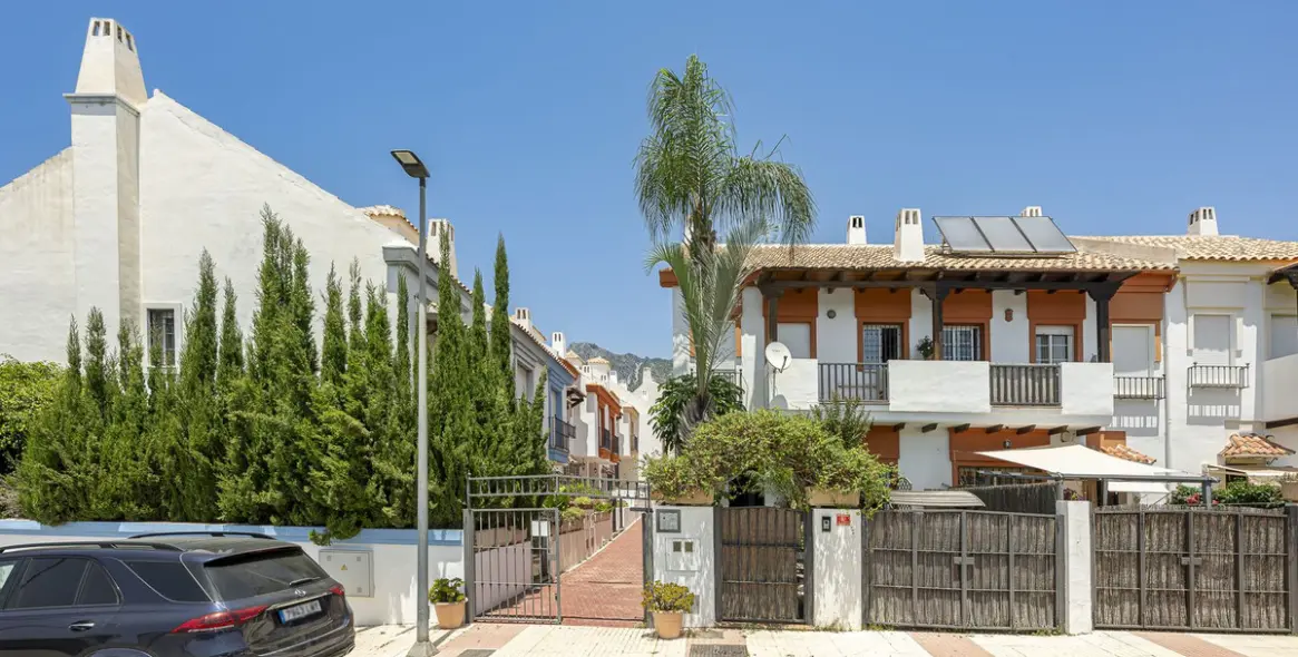 Sale of semi-detached house in Marbella 5
