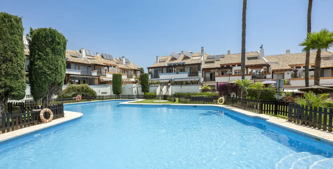 Sale of semi-detached house in Marbella 6