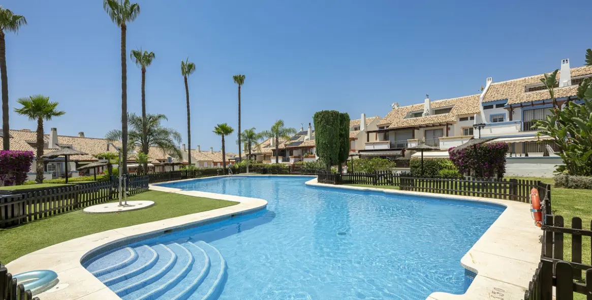 Sale of semi-detached house in Marbella 9