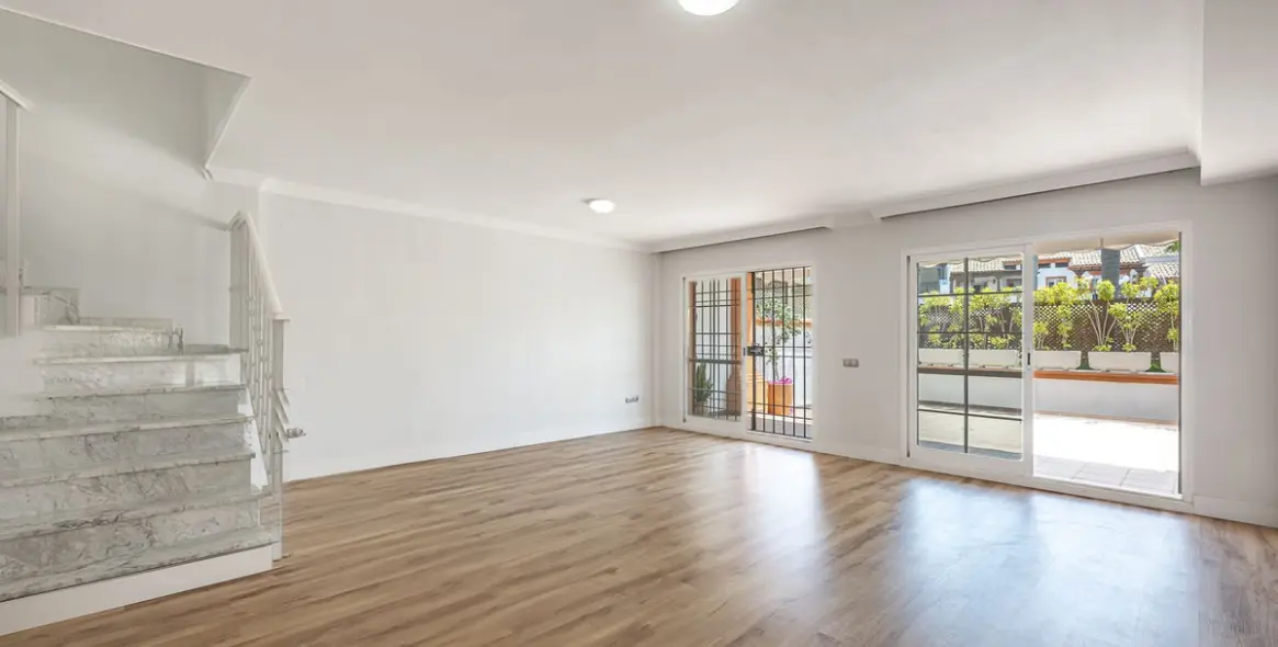 Sale of semi-detached house in Marbella 17