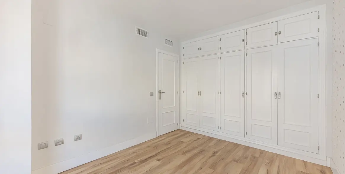 Sale of semi-detached house in Marbella 25