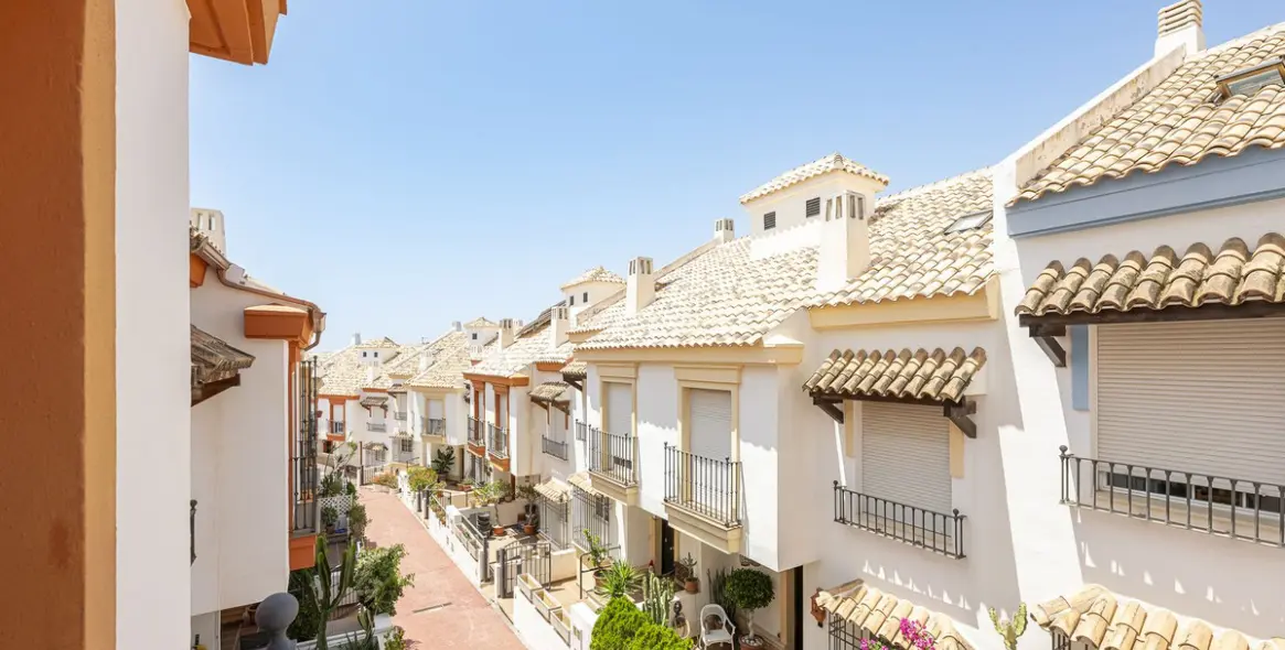 Sale of semi-detached house in Marbella 28