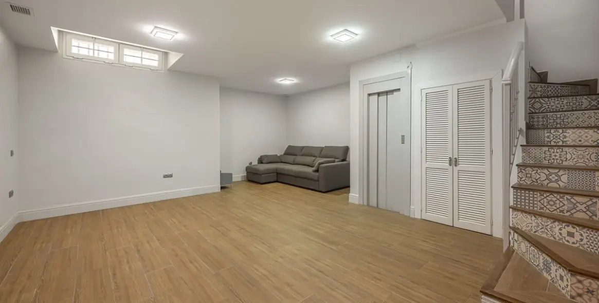 Sale of semi-detached house in Marbella 46