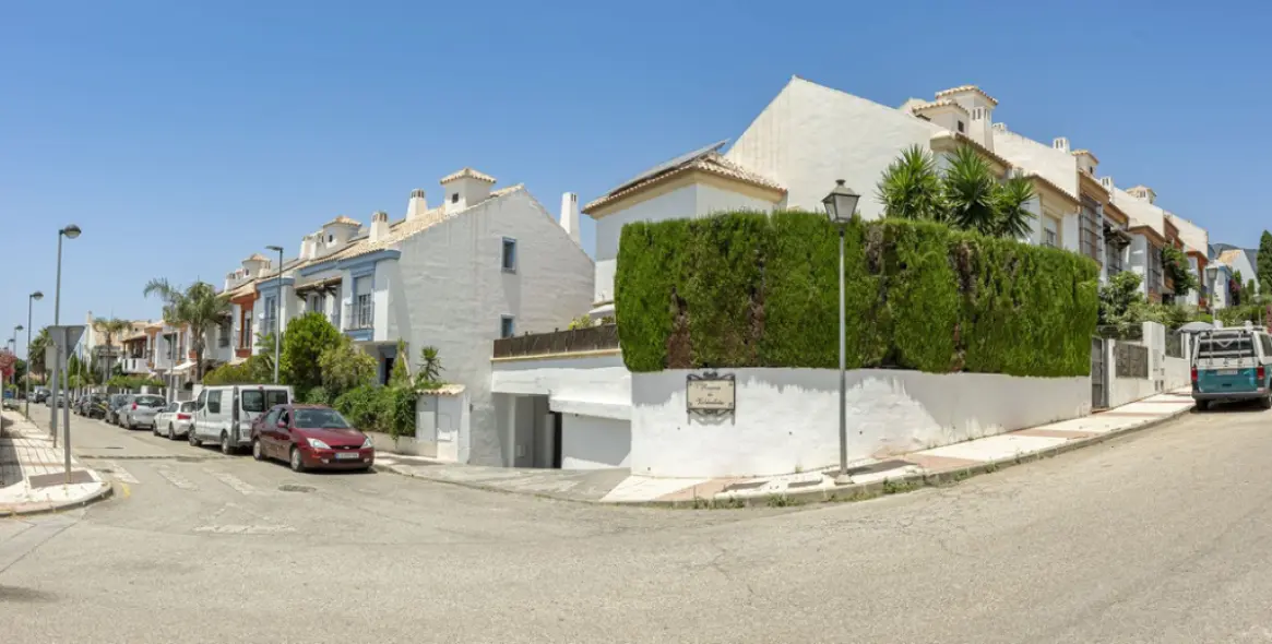 Sale of semi-detached house in Marbella 54