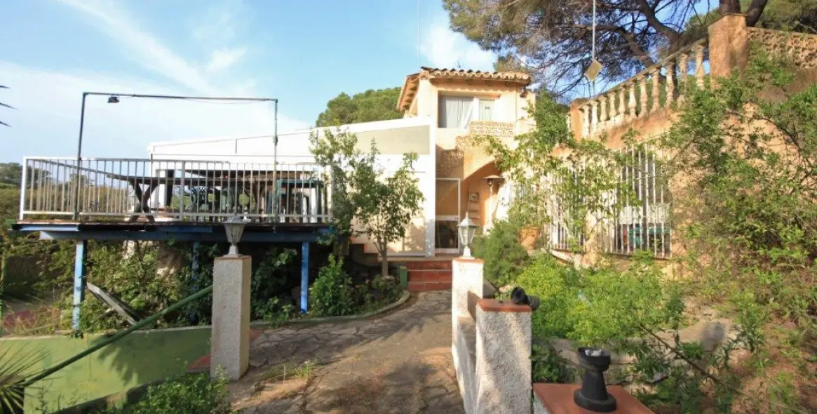 Продажа ресторана в Marbesa 5