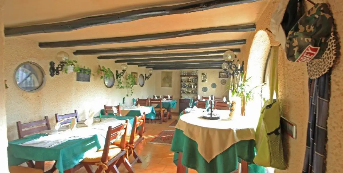 Продажа ресторана в Marbesa 10