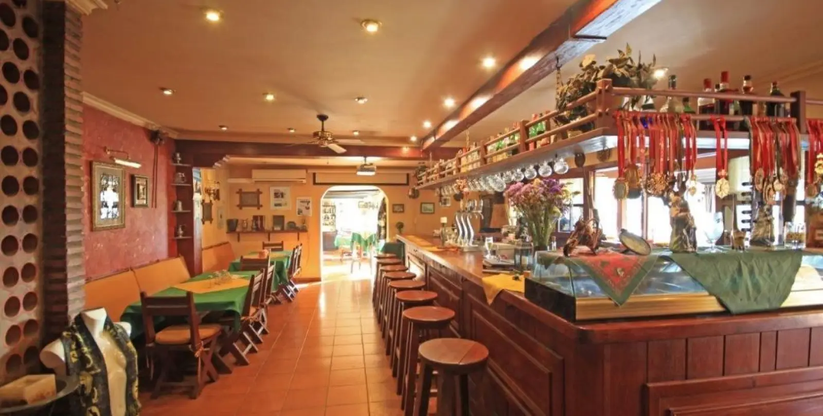 Sale of restaurant in Marbesa 6