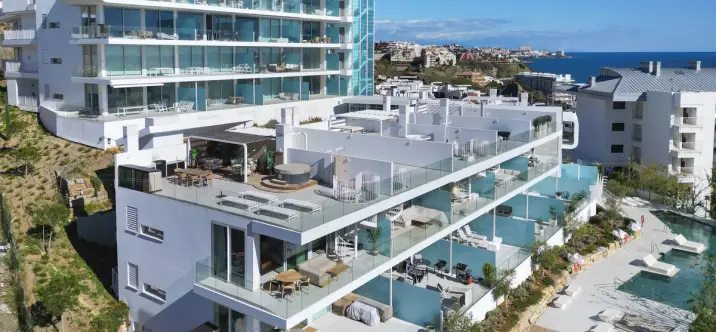 Продажа двухуровневого пентхауса в Fuengirola 0