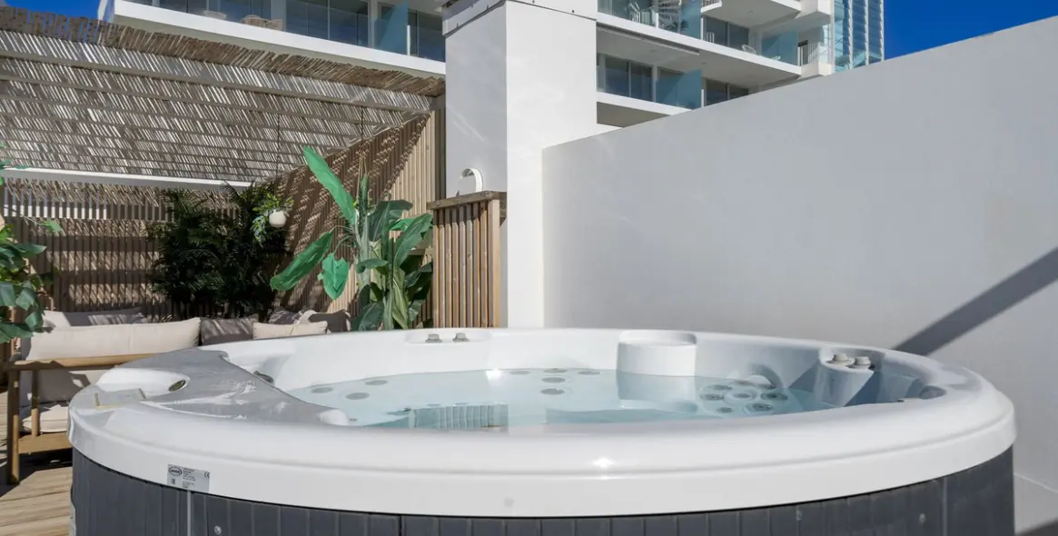 Venta de ático dúplex en Fuengirola 16