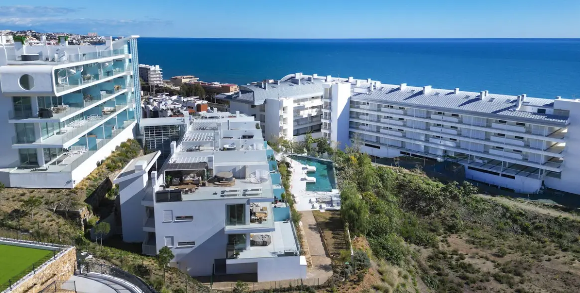 Sale of penthouse duplex in Fuengirola 29