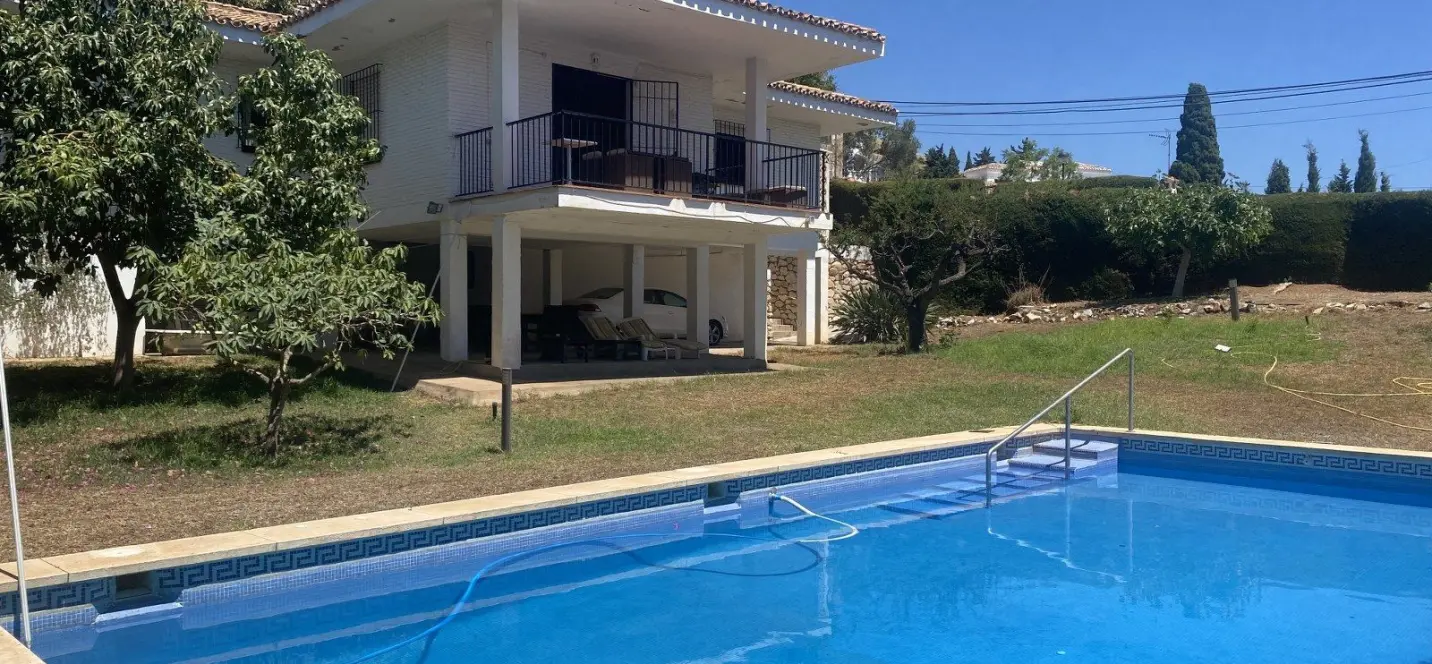 Sale of detached villa in La Capellania 1