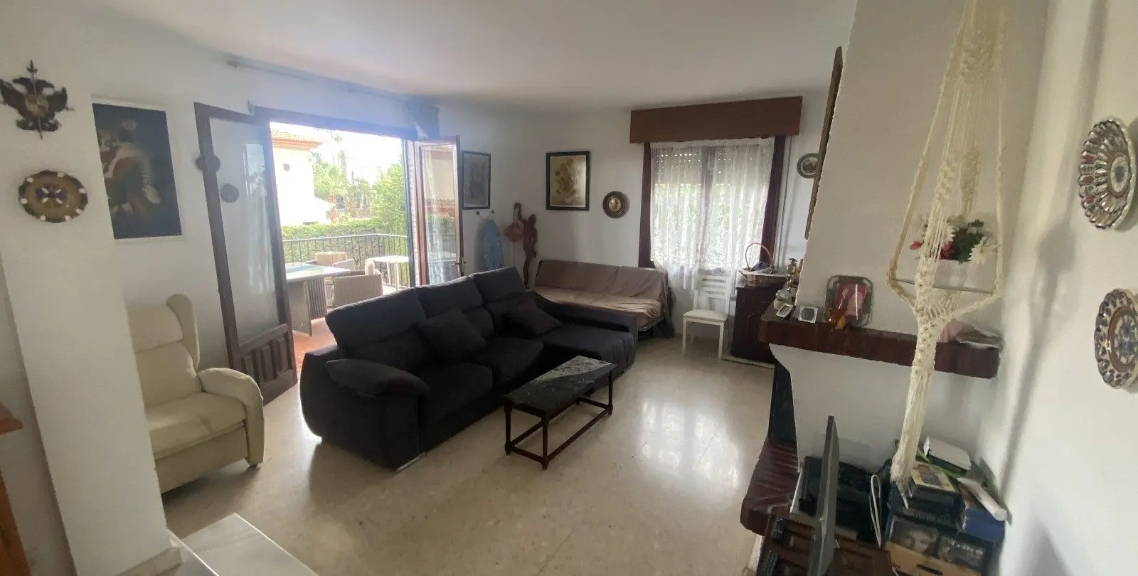Sale of detached villa in La Capellania 24