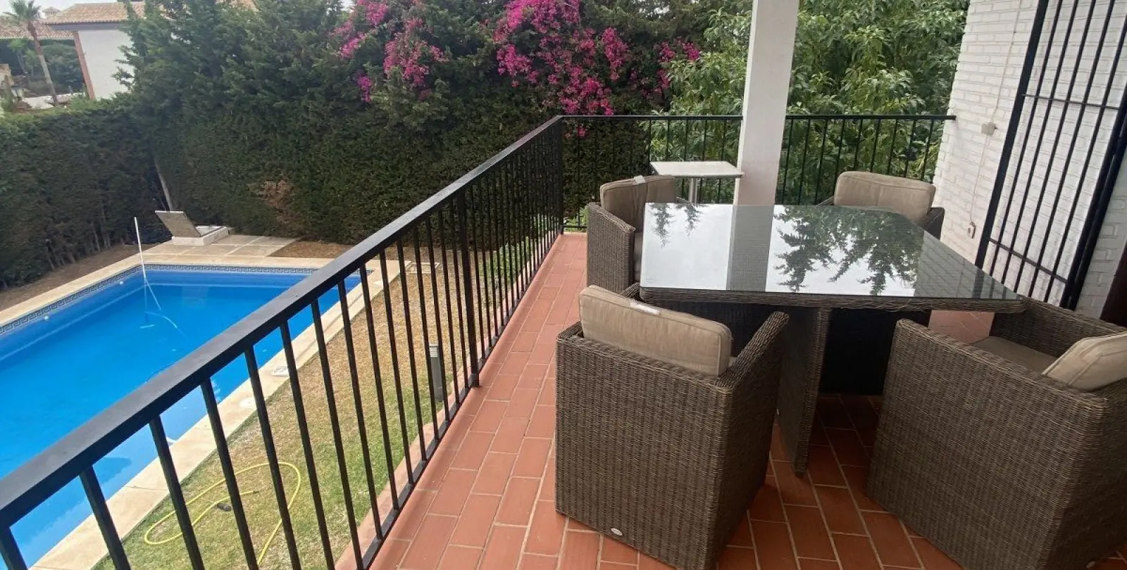 Sale of detached villa in La Capellania 27