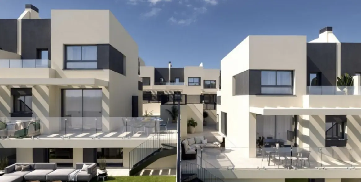 Sale of townhouse in Nerja 9