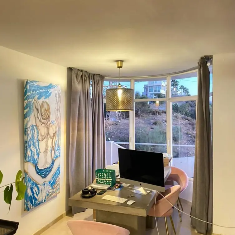 Venta de villa independiente en Nueva Andalucía