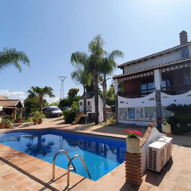Sale of finca - cortijo in Alhaurín el Grande