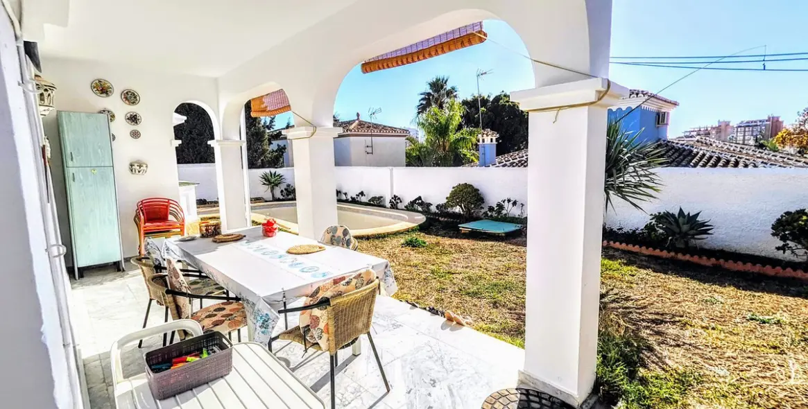 Продажа  отдельно стоящей виллы в Benalmadena Costa 7