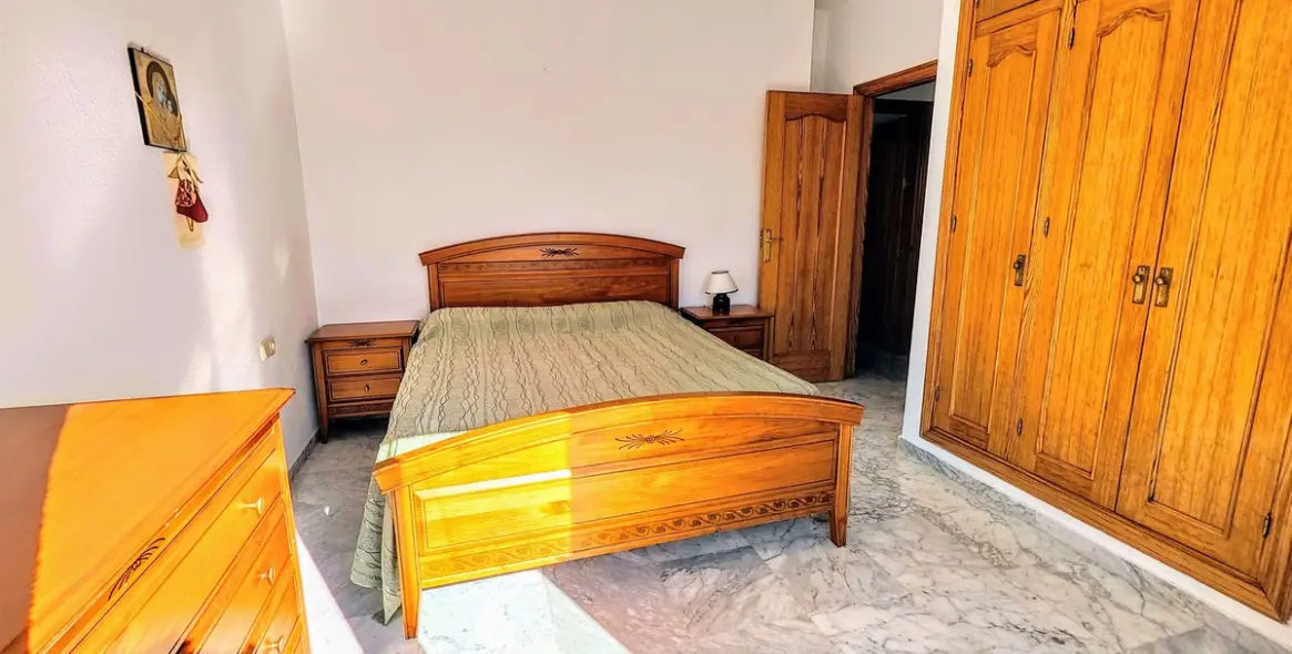 Продажа  отдельно стоящей виллы в Benalmadena Costa 33