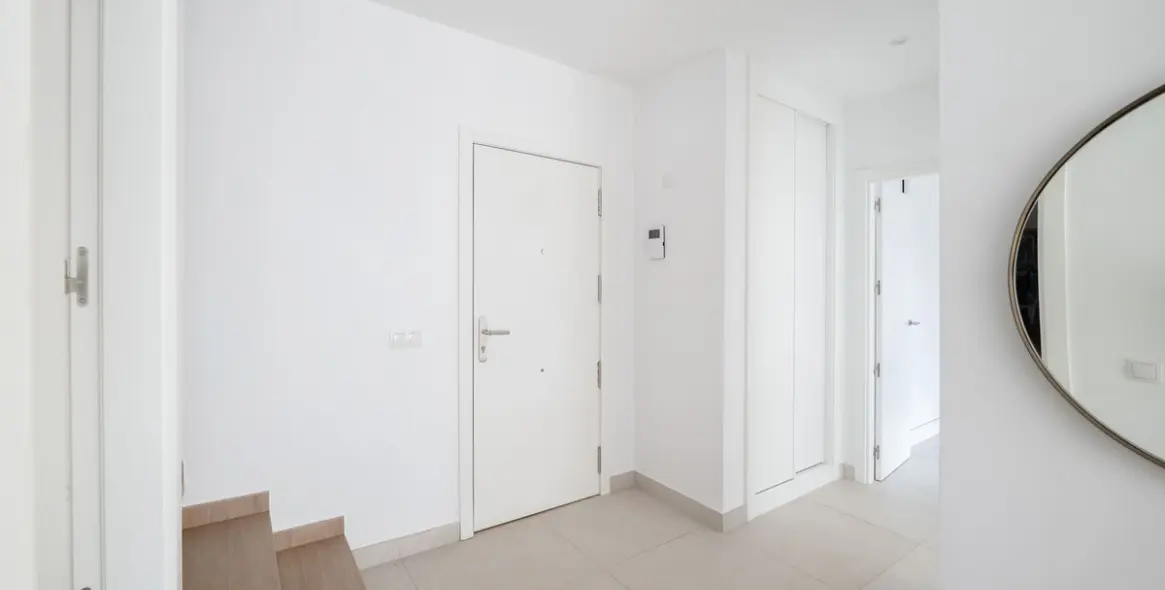 Venta de adosado en Casares 13