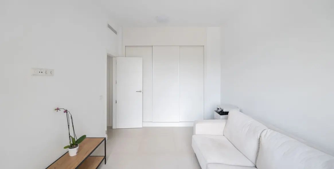 Venta de adosado en Casares 14