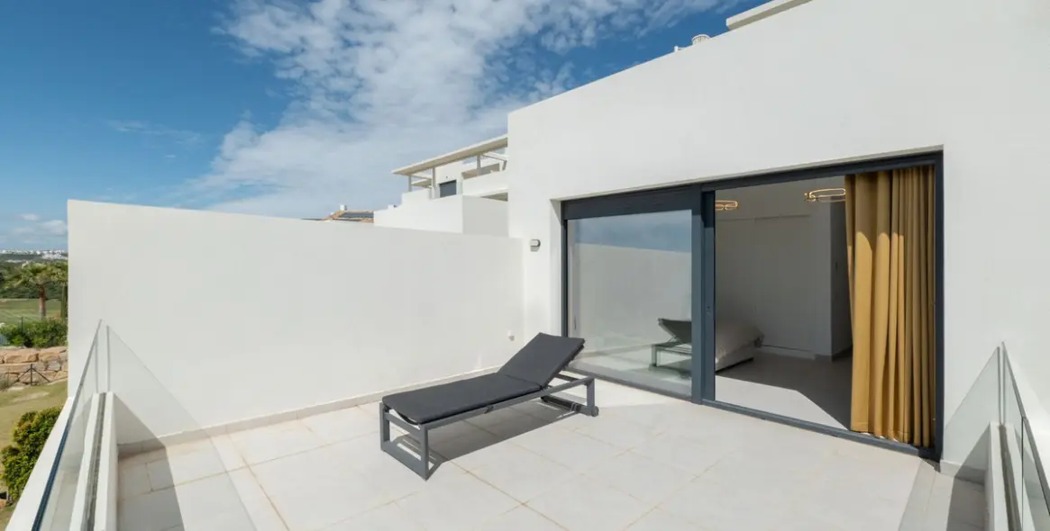 Venta de adosado en Casares 18