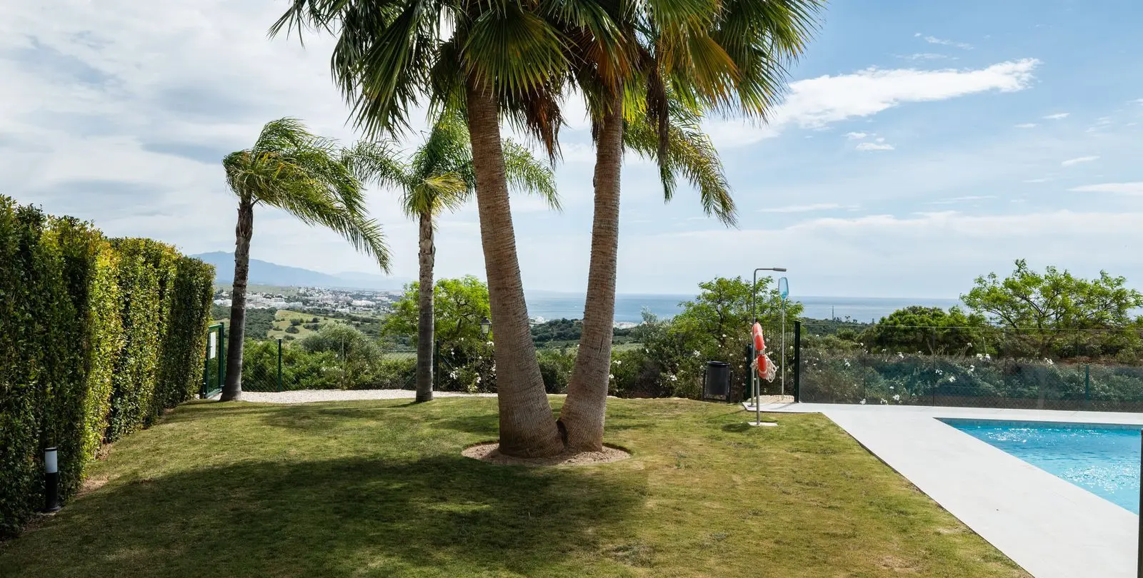 Venta de adosado en Casares 29