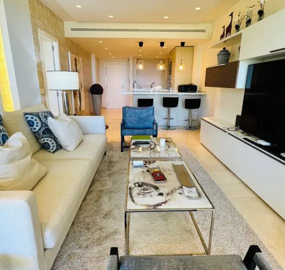 Venta de apartamento en planta baja en Elviria