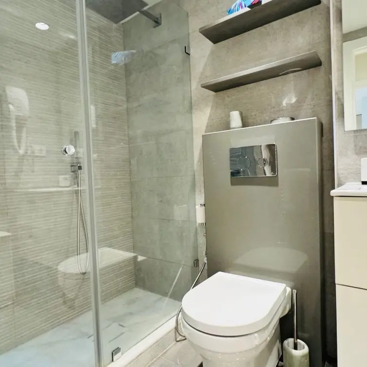Продажа апартаментов на первом этаже в Elviria